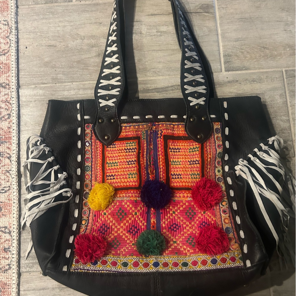 Vintage Addiction Purse Boho
.